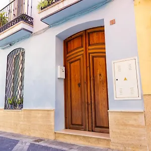 https://theodora-chica1.hotelsinnerja.org